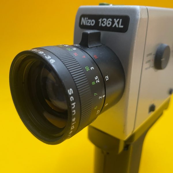 Caméra Super 8 Nizo 136 XL très bon état / Schneider-Kreuznach Variogon f: 1.8 \ F: 9-36 mm