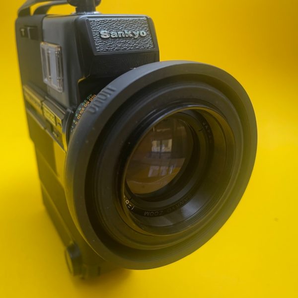 Caméra Super 8 SANKYO MF-404 très bon état / Sankyo Macro Zoom f: 1.8 \ F: 8.5-35 mm