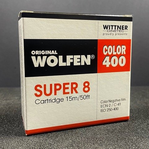 Film Super-8-WOLFEN COLOR400_WITTNER