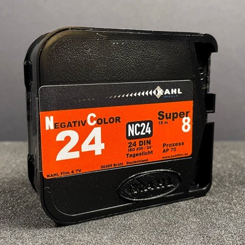 KAHL NC_24 - Back To Super8