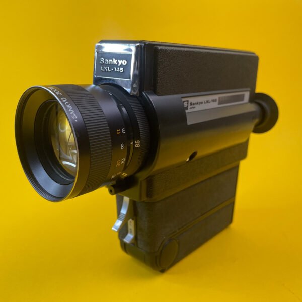 SANKYO LXL 145 d'occasion en très bon état / Sankyo Zoom f: 1.2 \ F: 8.5-34 mm